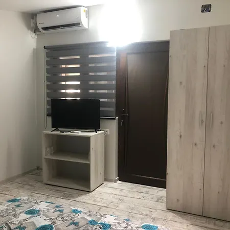 Maison d'hôtes Elena Cuza House *